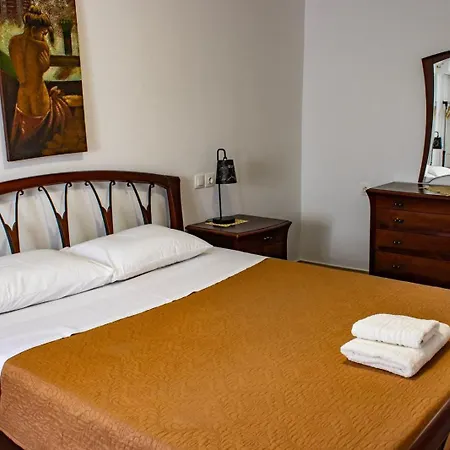 Mamas Eydokias House Old Town Апартаменти Rhodes City